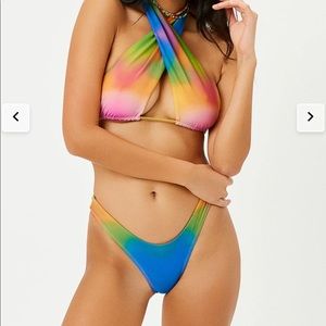 Frankie’s Bikini Set - only worn worn once!